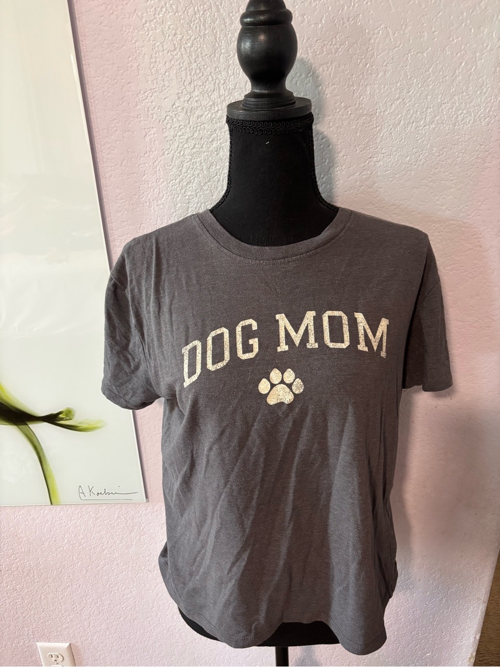 Dog mom shirt size small - Picture 1 of 5
